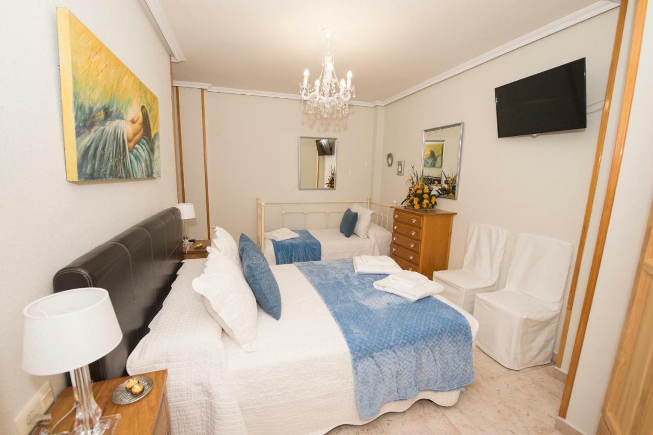 Vut Los Recuerdos De Sandra Apartment El Barco de Avila Bagian luar foto